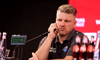 SCP-Trainer Lukas Kwasniok stellte sich nach dem 1:1 bei Fortuna Düsseldorf den Fragen der Journalisten. - IMAGO/Maximilian Koch SCP-Trainer Lukas Kwasniok stellte sich nach dem 1:1 bei Fortuna Düsseldorf den Fragen der Journalisten. - IMAGO/Maximilian Koch