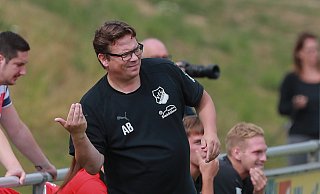 Lobt den DSC: Theesens Trainer Andreas Brandwein. - Andreas Zobe Lobt den DSC: Theesens Trainer Andreas Brandwein. - Andreas Zobe