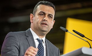 «Eine solide Finanzpolitik bedeutet keine Steuererhöhungen. Und eine solide Finanzpolitik bedeutet die Einhaltung der Schuldenbremse», sagt FDP-Generalsekretär Bijan Djir-Sarai. - Michael Kappeler/dpa/Archiv «Eine solide Finanzpolitik bedeutet keine Steuererhöhungen. Und eine solide Finanzpolitik bedeutet die Einhaltung der Schuldenbremse», sagt FDP-Generalsekretär Bijan Djir-Sarai. - Michael Kappeler/dpa/Archiv