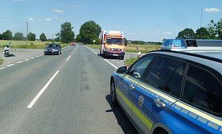 Bei dem Unfall zwischen zwei Krafträdern verletzten sich drei Beteiligte. - Polizei Minden-Lübbecke Bei dem Unfall zwischen zwei Krafträdern verletzten sich drei Beteiligte. - Polizei Minden-Lübbecke