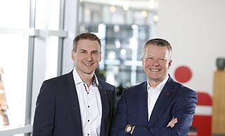 Der Vorstand Jens Härtel (l.) und Achim Frohss. - Sparkasse Der Vorstand Jens Härtel (l.) und Achim Frohss. - Sparkasse