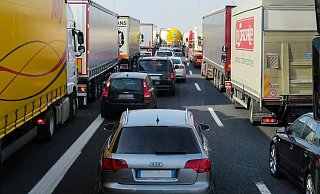Auf der A2 kam es zu Stau. - (Symbolbild): Pixabay Auf der A2 kam es zu Stau. - (Symbolbild): Pixabay