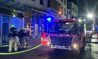 Die Maßnahmen der Feuerwehr konnten in der Paderborner Innenstadt nach einer Stunde beendet werden. - Feuerwehr Paderborn Die Maßnahmen der Feuerwehr konnten in der Paderborner Innenstadt nach einer Stunde beendet werden. - Feuerwehr Paderborn