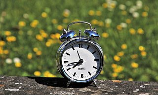 Die Uhren werden auf die Sommerzeit umgestellt. - pasja1000/Pixabay Die Uhren werden auf die Sommerzeit umgestellt. - pasja1000/Pixabay