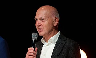 Bernd Neuendorf hat über die Vertragsgespräche mit Sportdirektor Rudi Völler gesprochen. - Bernd Thissen/dpa Bernd Neuendorf hat über die Vertragsgespräche mit Sportdirektor Rudi Völler gesprochen. - Bernd Thissen/dpa