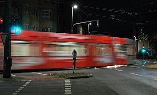 Bei einem Unfall mit zwei Straßenbahnen in Düsseldorf sind mehrere Menschen verletzt worden. - Symbolbild:Pixabay Bei einem Unfall mit zwei Straßenbahnen in Düsseldorf sind mehrere Menschen verletzt worden. - Symbolbild:Pixabay