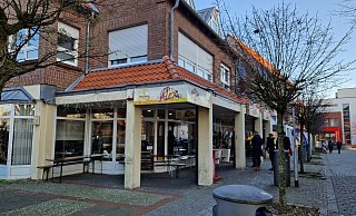 Eigentlich sollte mit dem Umbau des Grill-House Alex in Halle im Kreis Gütersloh bereits in diesem Jahr begonnen werden. Daraus aber wird vermutlich nichts. - Uwe Pollmeier Eigentlich sollte mit dem Umbau des Grill-House Alex in Halle im Kreis Gütersloh bereits in diesem Jahr begonnen werden. Daraus aber wird vermutlich nichts. - Uwe Pollmeier