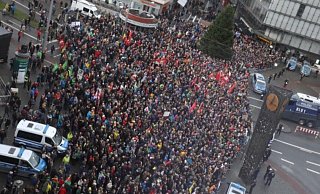Proppevoll war die Stadt im Vorjahr, als Neonazis sowie die Tausenden Gegendemonstranten (Foto) in die City kamen. - Archivbild: Sarah Jonek Proppevoll war die Stadt im Vorjahr, als Neonazis sowie die Tausenden Gegendemonstranten (Foto) in die City kamen. - Archivbild: Sarah Jonek
