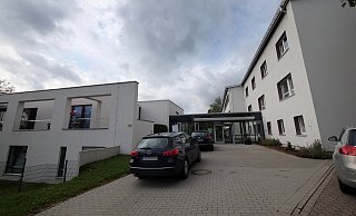 Im vergangenen Herbst führte die Polizei eine Razzia in der Einrichtung in Bad Oeynhausen durch. - (Archivbild): Thorsten Gödecker Im vergangenen Herbst führte die Polizei eine Razzia in der Einrichtung in Bad Oeynhausen durch. - (Archivbild): Thorsten Gödecker