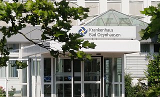 Die Zusammenlegung des Krankenhauses Bad Oeynhausen mit der Auguste-Viktoria-Klinik in einem Neubau ist ein Großprojekt der Mühlenkreiskliniken. Die Fianzierung aber wird immer fraglicher. - Thorsten Gödecker Die Zusammenlegung des Krankenhauses Bad Oeynhausen mit der Auguste-Viktoria-Klinik in einem Neubau ist ein Großprojekt der Mühlenkreiskliniken. Die Fianzierung aber wird immer fraglicher. - Thorsten Gödecker