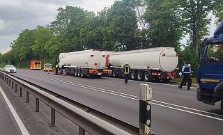 Der LKW-Fahrer konnte selbst den Notruf verständigen. MT-Foto: - Anastasia von Fugler Der LKW-Fahrer konnte selbst den Notruf verständigen. MT-Foto: - Anastasia von Fugler
