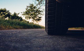 Auf das Auto war ein Ehepaar aufmerksam geworden, das zu abendlicher Stunde auf dem Heimweg war. - Pixabay (Symbolbild) Auf das Auto war ein Ehepaar aufmerksam geworden, das zu abendlicher Stunde auf dem Heimweg war. - Pixabay (Symbolbild)