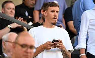 Max Kruse musste zuletzt schon das SCP-Heimspiel gegen Kaiserslautern von der Tribüne aus verfolgen. Nun droht er auch gegen Wiesbaden auszufallen. - Imago Images Max Kruse musste zuletzt schon das SCP-Heimspiel gegen Kaiserslautern von der Tribüne aus verfolgen. Nun droht er auch gegen Wiesbaden auszufallen. - Imago Images