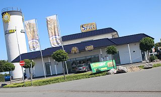 Der Standort Autohof 11 wurde im November geschlossen. Nun gibt es nur noch einen Spielhallen-Standort mit 36 Spielautomaten. - Jan-Henrik Gerdener Der Standort Autohof 11 wurde im November geschlossen. Nun gibt es nur noch einen Spielhallen-Standort mit 36 Spielautomaten. - Jan-Henrik Gerdener