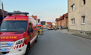 Die Feuerwehr Steinheim im Einsatz in der Flüchtlingsunterkunft Steinheim. - Feuerwehr Steinheim Die Feuerwehr Steinheim im Einsatz in der Flüchtlingsunterkunft Steinheim. - Feuerwehr Steinheim