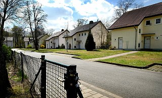 Aktuell stehen die ehemaligen Britenhäuser an der Englischen Straße leer. Mitte des Jahres gehen sie in den freien Verkauf. - Archivfoto/ Andreas Frücht Aktuell stehen die ehemaligen Britenhäuser an der Englischen Straße leer. Mitte des Jahres gehen sie in den freien Verkauf. - Archivfoto/ Andreas Frücht