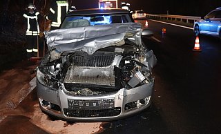 An dem Skoda entstand Totalschaden. - Polizei Höxter An dem Skoda entstand Totalschaden. - Polizei Höxter