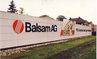 Im Zentrum des Skandals: Die Balsam-Zentrale in Steinhagen im Jahr 1994. - Nicole Donath Im Zentrum des Skandals: Die Balsam-Zentrale in Steinhagen im Jahr 1994. - Nicole Donath
