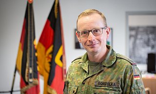Michael Gorzolka – hier nach der Kommando-Übernahme 2021 – stand an der Spitze von gut 800 Soldaten. - Niklas Tüns/Archiv Michael Gorzolka – hier nach der Kommando-Übernahme 2021 – stand an der Spitze von gut 800 Soldaten. - Niklas Tüns/Archiv