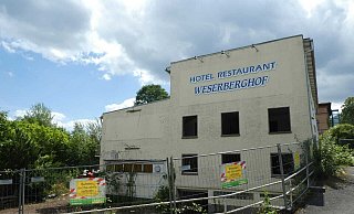 Wird abgerissen: Der Weserberghof in Höxter. - Michaela Bast Wird abgerissen: Der Weserberghof in Höxter. - Michaela Bast