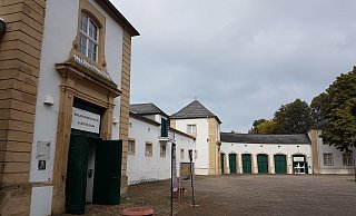Seit 1994 ist das Naturkundemuseum im Marstallgebäude in Schloß Neuhaus. - Birger Berbüsse Seit 1994 ist das Naturkundemuseum im Marstallgebäude in Schloß Neuhaus. - Birger Berbüsse