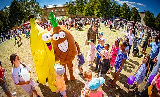 Auch 2024 werden wieder viele Kinder beim Familienfest Wackelpeter Spaß haben. - Mike-Dennis Mller / www.mdm.photo Auch 2024 werden wieder viele Kinder beim Familienfest Wackelpeter Spaß haben. - Mike-Dennis Mller / www.mdm.photo