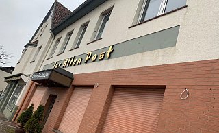 Anneliese und Bruno Möller betrieben die Gaststätte bis 2001. Das Hauptgebäude stammt aus dem Jahr 1890. - Jens Reddeker Anneliese und Bruno Möller betrieben die Gaststätte bis 2001. Das Hauptgebäude stammt aus dem Jahr 1890. - Jens Reddeker