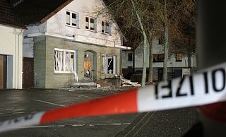 Der Geldautomat der Volksbank an der B7 in Ossendorf wurde in der Nacht zum 8. Dezember 2022 gesprengt. - Dieter Scholz Der Geldautomat der Volksbank an der B7 in Ossendorf wurde in der Nacht zum 8. Dezember 2022 gesprengt. - Dieter Scholz