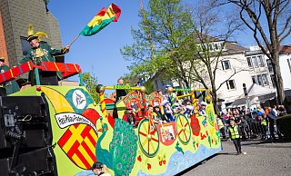 Im Februar zieht die große Karnevalsparade durch die Paderborner Innenstadt. Dann heißt es wieder "Hasi Palau!". - Niklas Tüns Im Februar zieht die große Karnevalsparade durch die Paderborner Innenstadt. Dann heißt es wieder "Hasi Palau!". - Niklas Tüns
