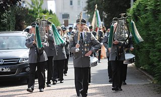 Ein Festumzug mit Spielmannszug zum Festplatz ist fest eingeplant. - Schützen Dreyen Ein Festumzug mit Spielmannszug zum Festplatz ist fest eingeplant. - Schützen Dreyen