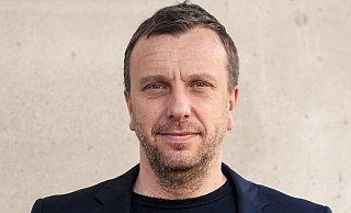 Er ist 46 Jahre alt, Ruhrpottler und kommt "mit großer Vorfreude", wie er selbst sagt: Christoph Wortmann tritt ab sofort die Nachfolge von Markus Rejek als kaufmännischer Geschäftsführer von Arminia Bielefeld an. - privat Er ist 46 Jahre alt, Ruhrpottler und kommt "mit großer Vorfreude", wie er selbst sagt: Christoph Wortmann tritt ab sofort die Nachfolge von Markus Rejek als kaufmännischer Geschäftsführer von Arminia Bielefeld an. - privat