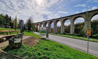 Die Bühne unter dem Viadukt soll allen Vereinen und der Altenbekener Bevölkerung zugutekommen. - Marion Wessels Die Bühne unter dem Viadukt soll allen Vereinen und der Altenbekener Bevölkerung zugutekommen. - Marion Wessels