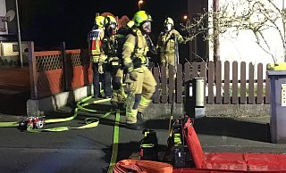 Kellerbrand am Ingolstädter Weg in der Paderborner Stadtheide. - Feuerwehr Paderborn Kellerbrand am Ingolstädter Weg in der Paderborner Stadtheide. - Feuerwehr Paderborn