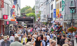 So voll ist die Paderborner Innenstadt nur zu Libori und an einigen anderen besonderen Tagen. Ihre Attraktivität ist ein wichtiger Standortfaktor. - Niklas Tüns So voll ist die Paderborner Innenstadt nur zu Libori und an einigen anderen besonderen Tagen. Ihre Attraktivität ist ein wichtiger Standortfaktor. - Niklas Tüns