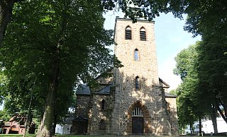 Vor 200 Jahren wurde die Kirche Mennighüffen eingeweiht. - Anthea Moschner Vor 200 Jahren wurde die Kirche Mennighüffen eingeweiht. - Anthea Moschner