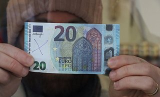 In Minden sind derzeit falsche 20-Euro-Scheine im Umlauf. Zum Glück sind sie leicht zu erkennen. - Jan Henning Rogge In Minden sind derzeit falsche 20-Euro-Scheine im Umlauf. Zum Glück sind sie leicht zu erkennen. - Jan Henning Rogge