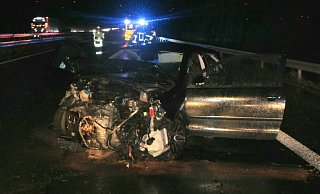 Die Feuerwehr sicherte die Einsatzstelle und unterstützte den Rettungsdienst. - Freiwillige Feuerwehr Bad Wünnenberg Die Feuerwehr sicherte die Einsatzstelle und unterstützte den Rettungsdienst. - Freiwillige Feuerwehr Bad Wünnenberg
