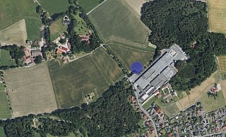 Die Fläche nördlich der früheren Gepade-Hallen (blauer Punkt) könnte demnächst den Bikepark beherbergen. - Stadt Delbrück Die Fläche nördlich der früheren Gepade-Hallen (blauer Punkt) könnte demnächst den Bikepark beherbergen. - Stadt Delbrück