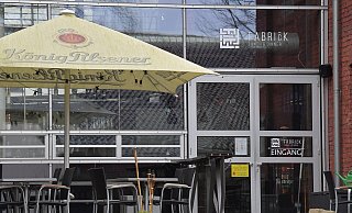 Mitte Dezember ist die "Fabrick" an der Carl-Bertelsmann-Straße in die Winterpause gegangen – jetzt im Frühjahr werden sich die Türen nicht wieder öffnen. - Jens Dünhölter Mitte Dezember ist die "Fabrick" an der Carl-Bertelsmann-Straße in die Winterpause gegangen – jetzt im Frühjahr werden sich die Türen nicht wieder öffnen. - Jens Dünhölter