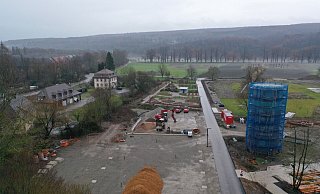 Im Bereich um den Weserbogen wird eine Menge gebaut. Hier soll auch die temporäre Blumenhalle entstehen, um die es in diesem Fall geht. - Thomas Kube Im Bereich um den Weserbogen wird eine Menge gebaut. Hier soll auch die temporäre Blumenhalle entstehen, um die es in diesem Fall geht. - Thomas Kube