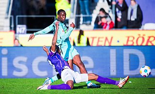 SCP-Stürmer Ilyas Ansah, hier im Duell mit Osnabrücks Oumar Diakhite, hat gegen Kiel gute Chancen auf einen Startelf-Einsatz. - IMAGO/Noah Wedel SCP-Stürmer Ilyas Ansah, hier im Duell mit Osnabrücks Oumar Diakhite, hat gegen Kiel gute Chancen auf einen Startelf-Einsatz. - IMAGO/Noah Wedel