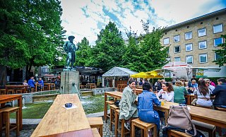 Endlich wieder Leineweber: Aber was wissen die Bielefelder eigentlich über ihr Stadtfest? - Sarah Jonek Endlich wieder Leineweber: Aber was wissen die Bielefelder eigentlich über ihr Stadtfest? - Sarah Jonek