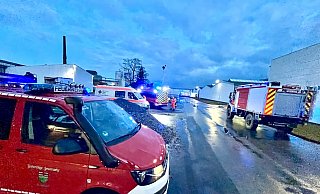 Die Hövelhofer Feuerwehr konnte die Lage zügig kontrollieren. - Jens Reddeker Die Hövelhofer Feuerwehr konnte die Lage zügig kontrollieren. - Jens Reddeker