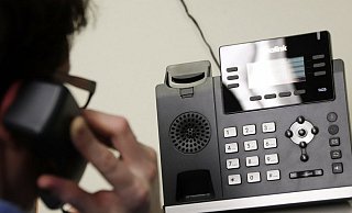 Am Telefon wurde der Angeklagte so ausfallend, dass er wieder vor Gericht musste. - NW Am Telefon wurde der Angeklagte so ausfallend, dass er wieder vor Gericht musste. - NW