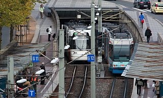 Umsteigen? Glücksache. Der Stadtbahn-Verkehr ist zurzeit alles andere als verlässlich. - Andreas Zobe Umsteigen? Glücksache. Der Stadtbahn-Verkehr ist zurzeit alles andere als verlässlich. - Andreas Zobe