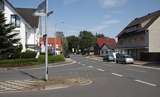 Das letzte noch ausstehende Teilstück der Werster Straße von der Glockenstraße bis zum Osterfeldweg ist etwa 1,1 Kilometer lang. - Anthea Moschner Das letzte noch ausstehende Teilstück der Werster Straße von der Glockenstraße bis zum Osterfeldweg ist etwa 1,1 Kilometer lang. - Anthea Moschner