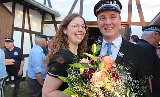 Alexander Wiesendahl und Stephanie Redeker bilden das neue Königspaar des Warburger Schützenvereins. - Burkhard Battran Alexander Wiesendahl und Stephanie Redeker bilden das neue Königspaar des Warburger Schützenvereins. - Burkhard Battran