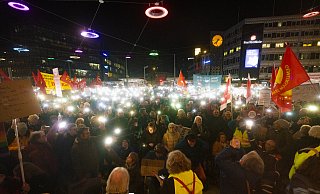 So eine große Demonstration gegen Rechtsextremismus ist in Bielefeld selten. - Mike-Dennis Mller / www.mdm.photo So eine große Demonstration gegen Rechtsextremismus ist in Bielefeld selten. - Mike-Dennis Mller / www.mdm.photo