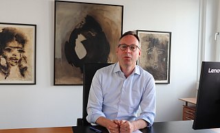 Theo Mettenborg ließ den Verweis auf einen versäumten Klimaschutz auch in persönlicher Hinsicht nicht auf sich sitzen. - Marion Pokorra-Brockschmidt Theo Mettenborg ließ den Verweis auf einen versäumten Klimaschutz auch in persönlicher Hinsicht nicht auf sich sitzen. - Marion Pokorra-Brockschmidt