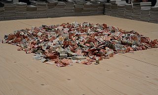 In den 1970er Jahren wurde transparenter, wie hoch das Vermögen mancher Unternehmerfamilien in der Bundesrepublik war. Das führte zu intensiveren Diskussionen über soziale Gerechtigkeit. - Symbolbild: Pixabay In den 1970er Jahren wurde transparenter, wie hoch das Vermögen mancher Unternehmerfamilien in der Bundesrepublik war. Das führte zu intensiveren Diskussionen über soziale Gerechtigkeit. - Symbolbild: Pixabay